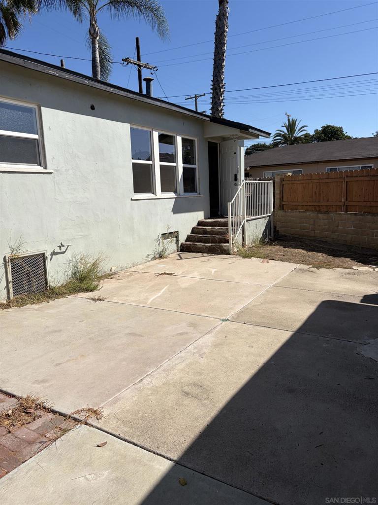 7105 Central Ave Property Photo 2
