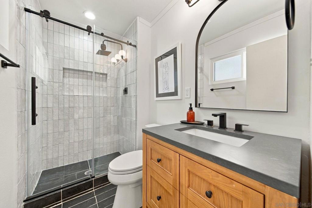 8845 Fabienne Way Property Photo 23