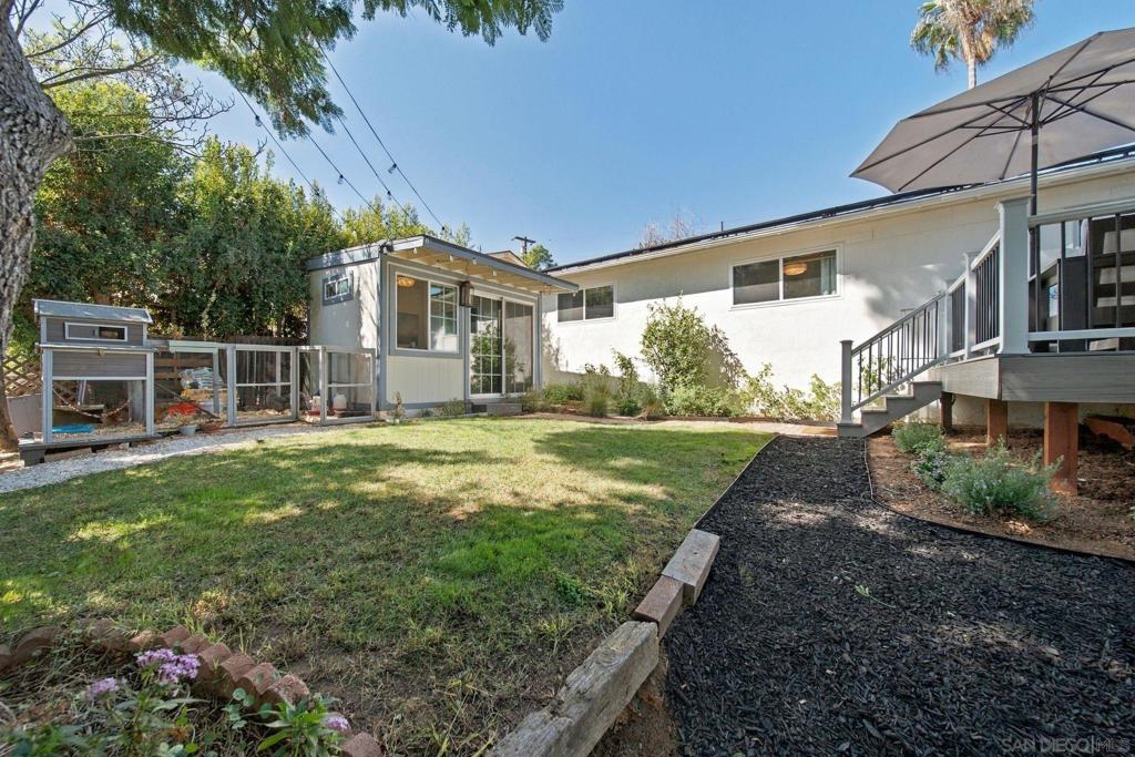 8845 Fabienne Way Property Photo 31