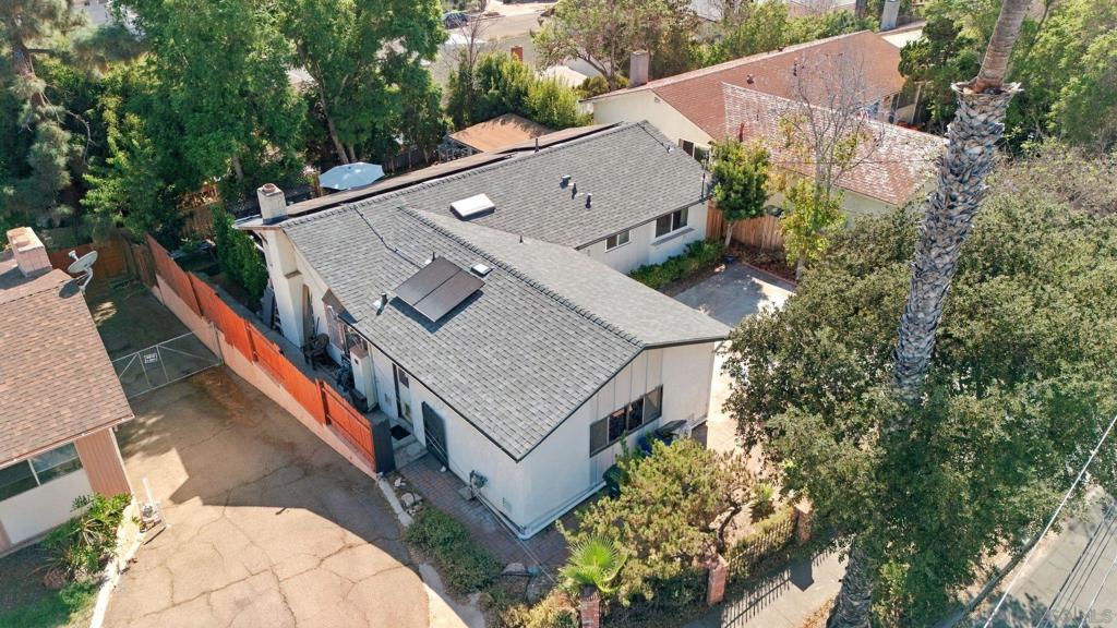 8845 Fabienne Way Property Photo 38
