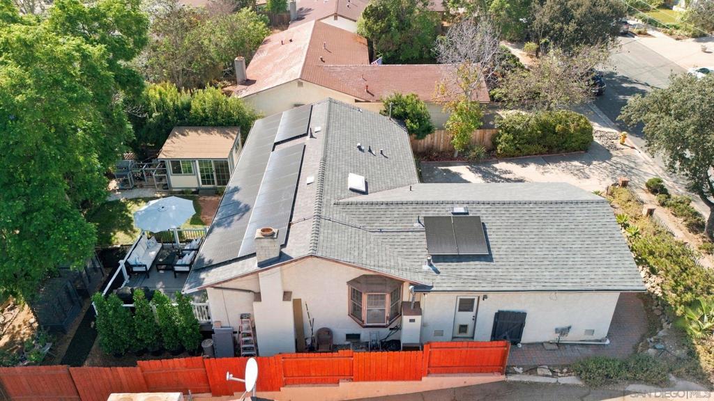 8845 Fabienne Way Property Photo 39
