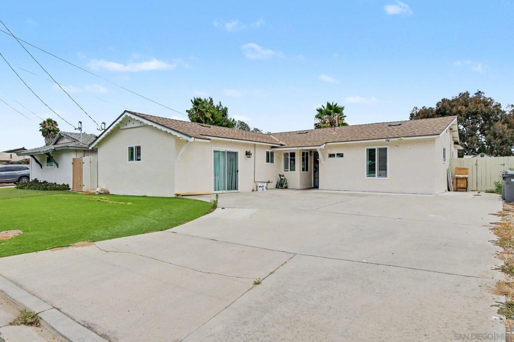 8032 Poplin Drive Property Photo 3