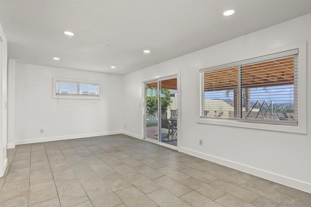 8032 Poplin Drive Property Photo 10