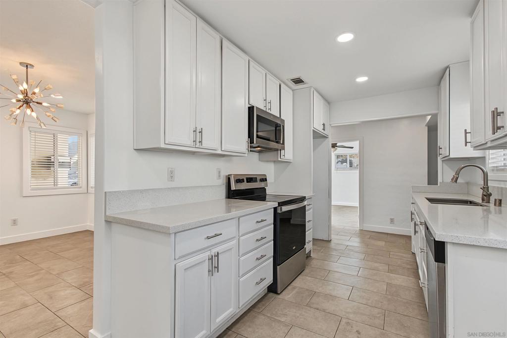 8032 Poplin Drive Property Photo 15
