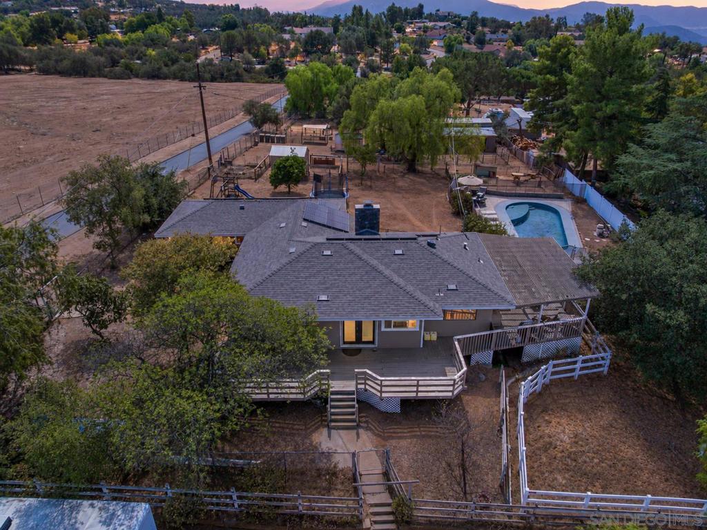 2110 Via Corina Property Photo 1