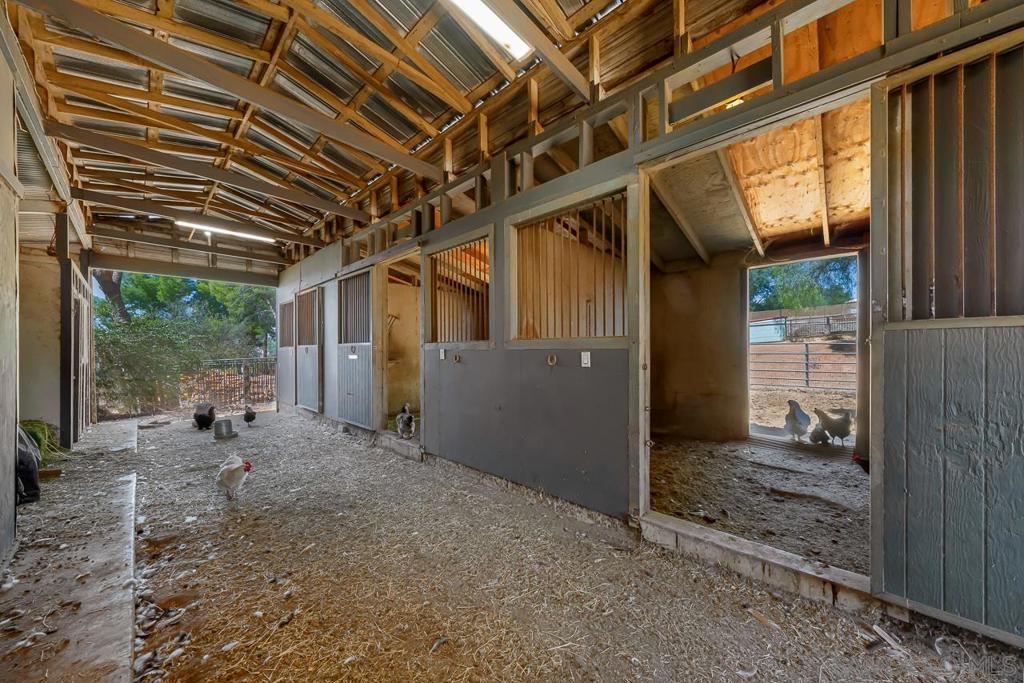 2110 Via Corina Property Photo 10