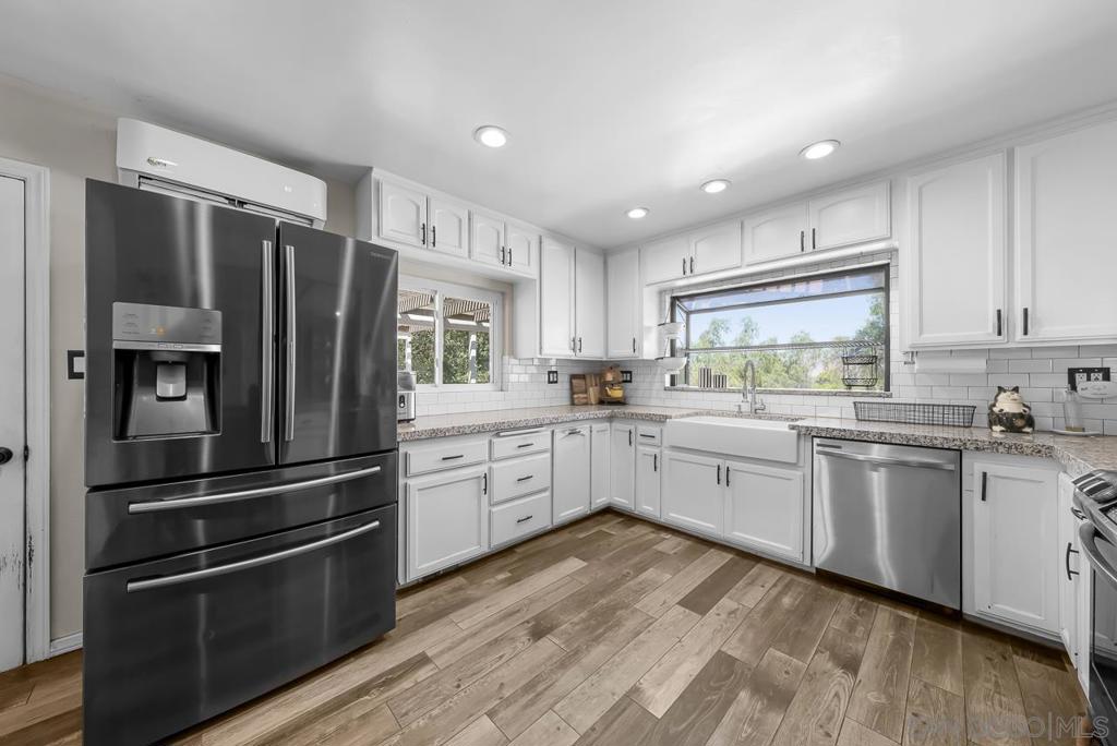 2110 Via Corina Property Photo 17