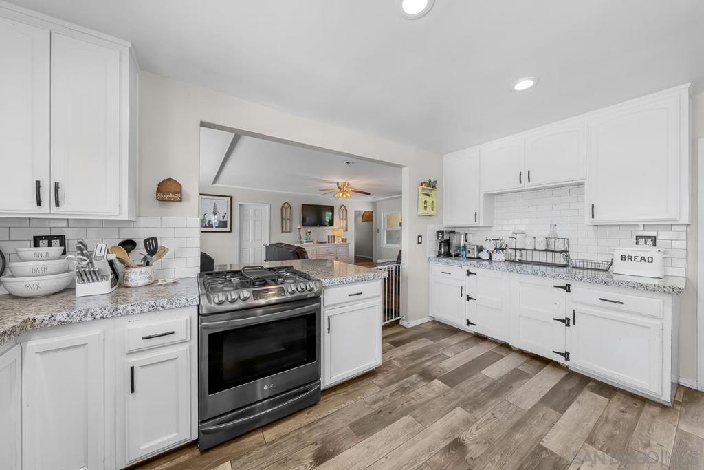 2110 Via Corina Property Photo 18
