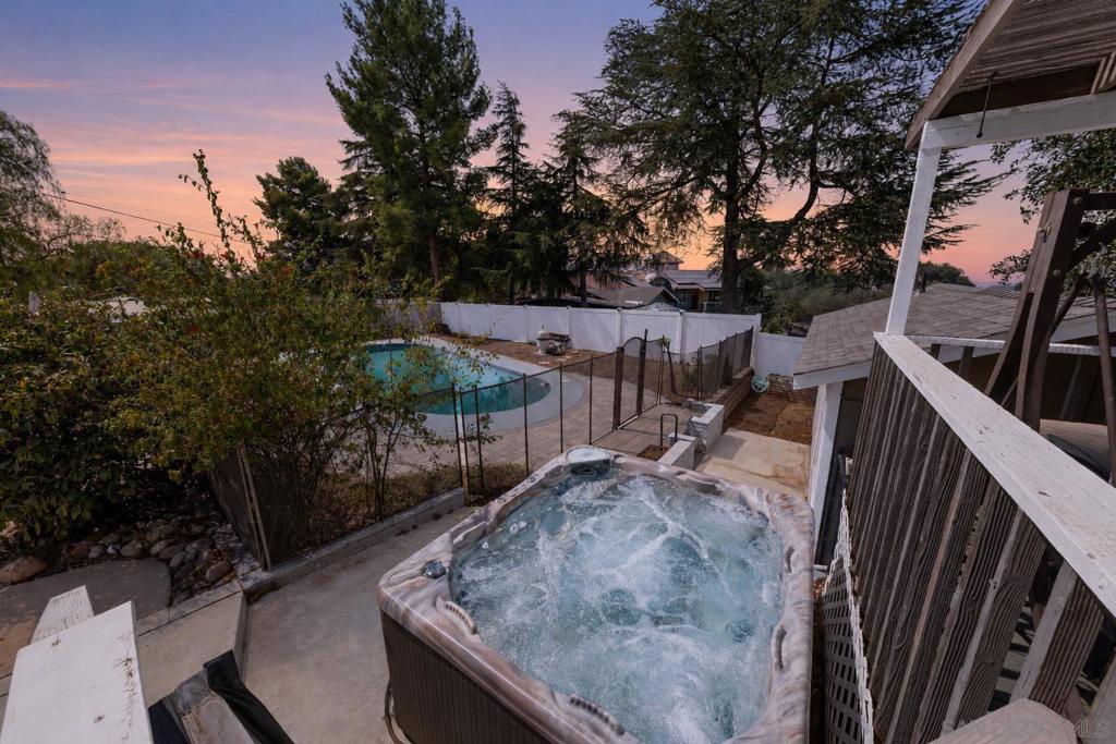 2110 Via Corina Property Photo 23