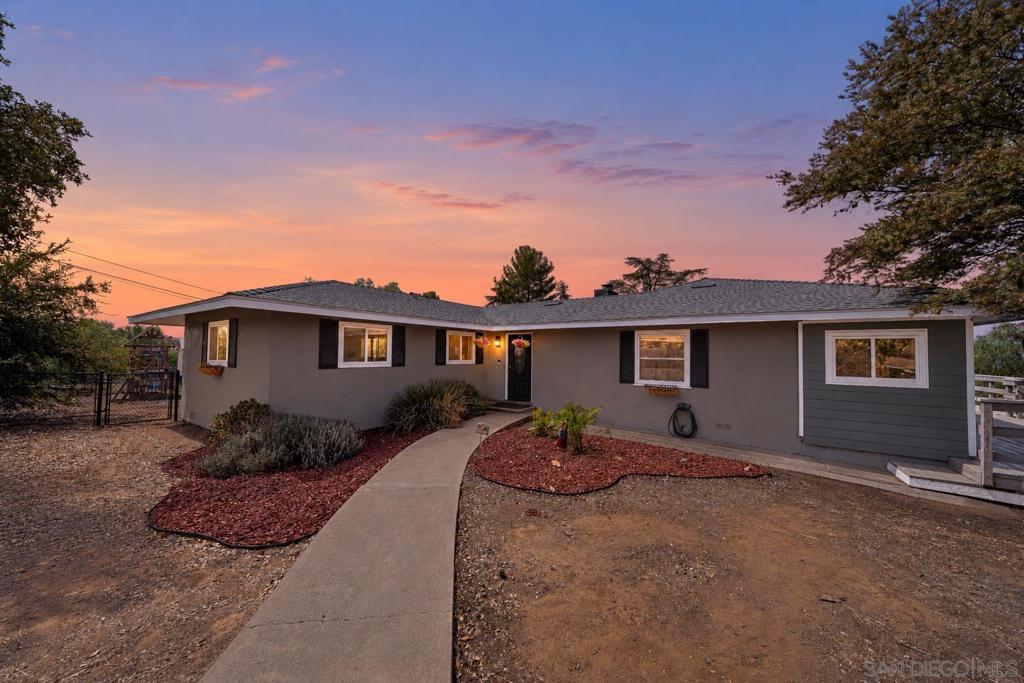 2110 Via Corina Property Photo 26