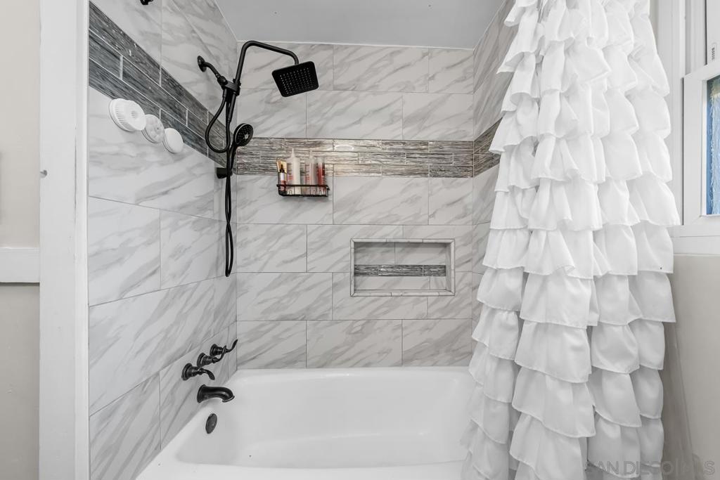 2110 Via Corina Property Photo 41