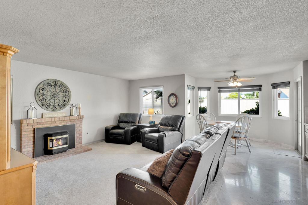 12740 Boxwood Ct Property Photo 10