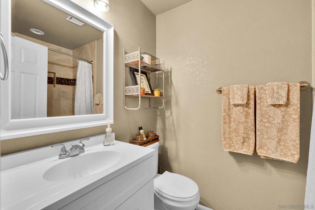 12740 Boxwood Ct Property Photo 22