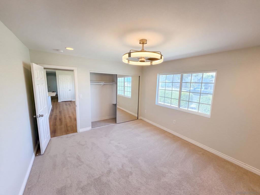8517 Rhone Property Photo 12