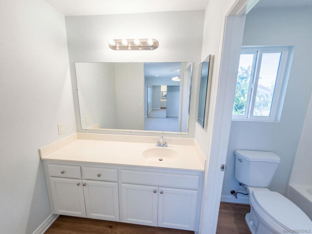 8517 Rhone Property Photo 13