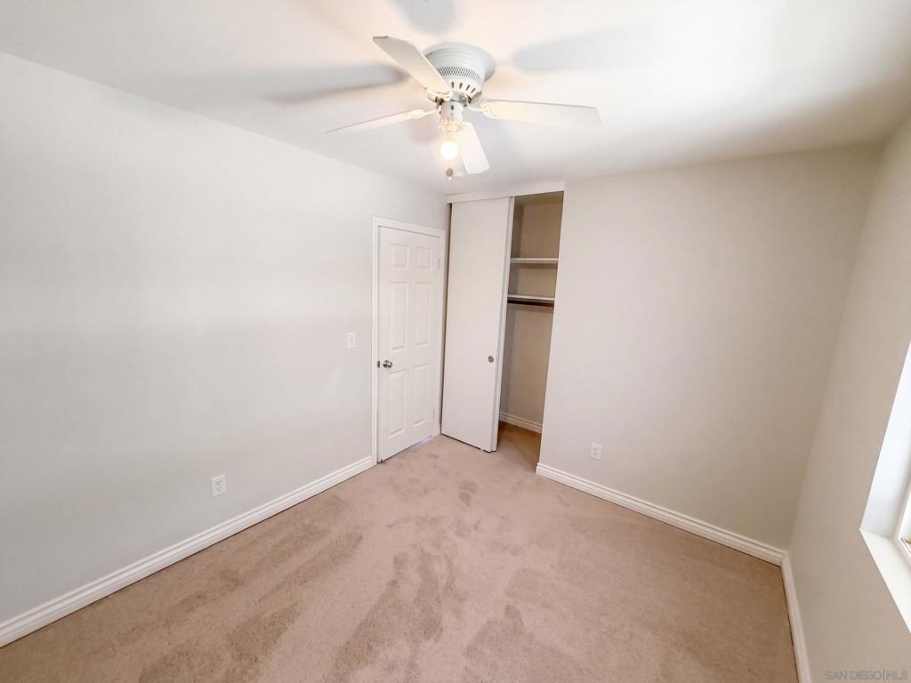 8517 Rhone Property Photo 20