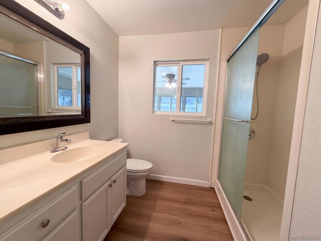 8517 Rhone Property Photo 21