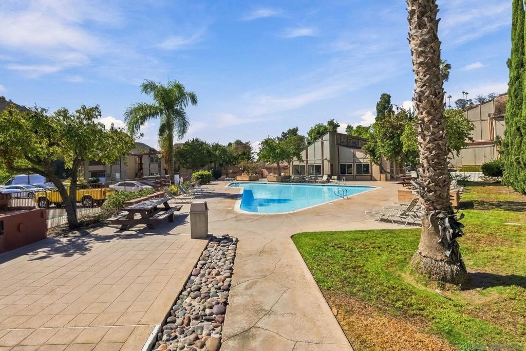 5553 Adobe Falls 14 Property Photo 27