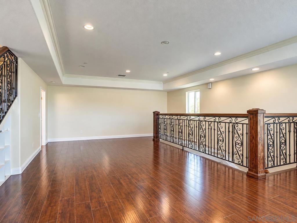 1657 Coronado Avenue Property Photo 6