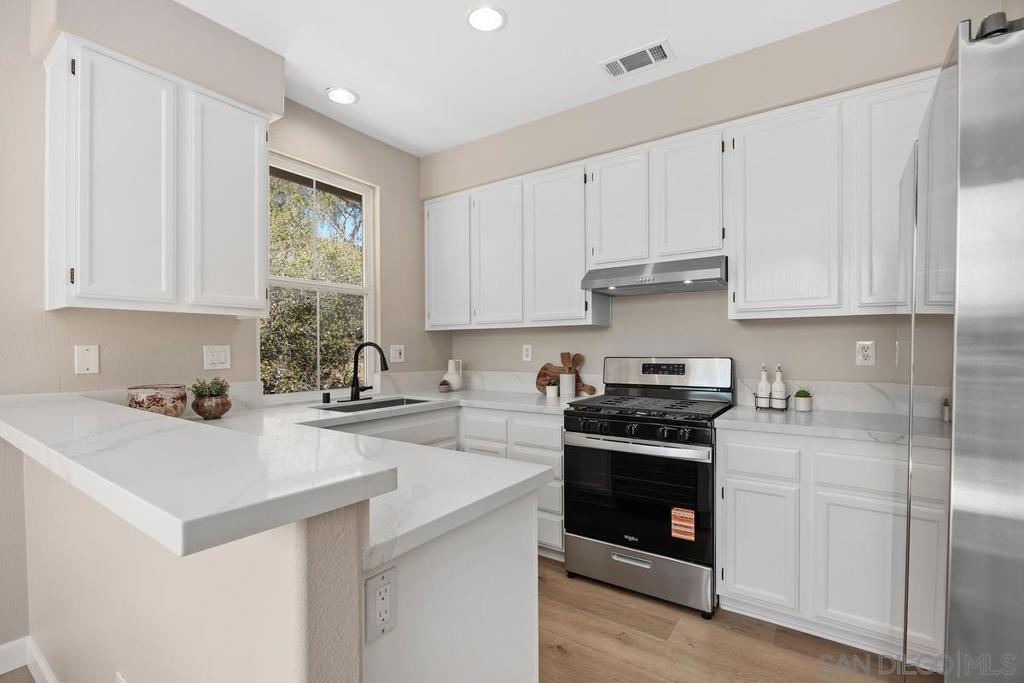 6004 Paseo Salinero Property Photo 6
