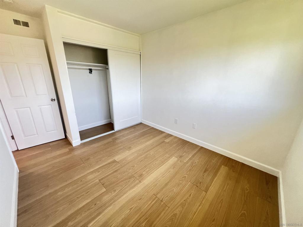 464 Woodlawn Dr D Property Photo 7