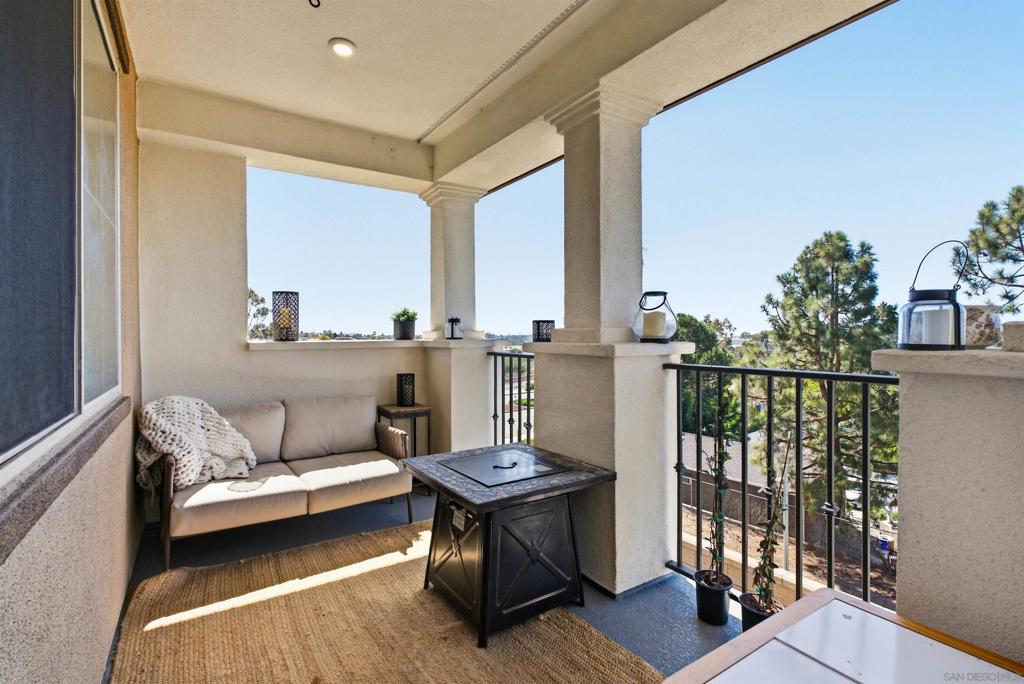 1525 Fig Tree Way Property Photo 1