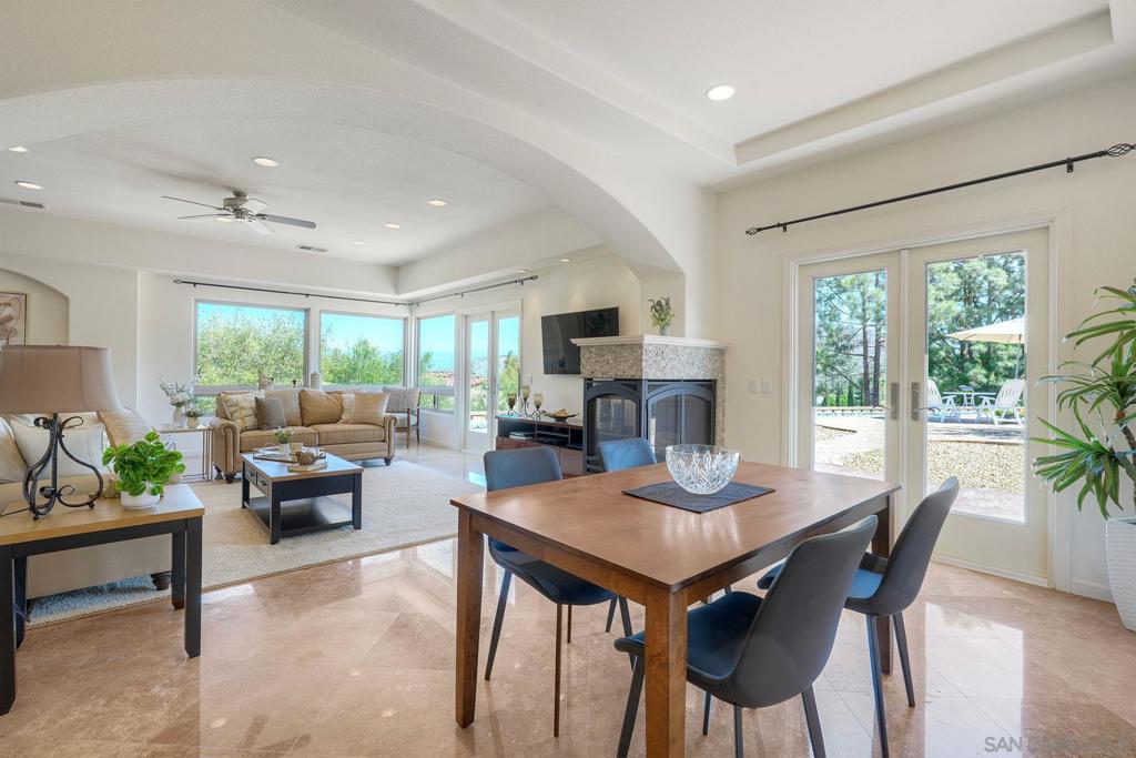 18034 Via Tarifa Property Photo 7