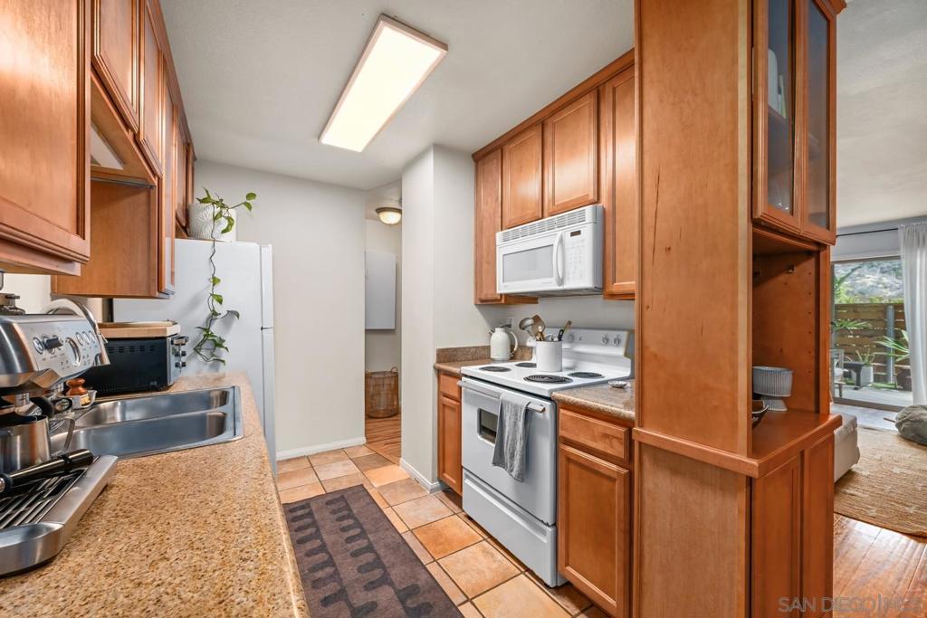1650 S El Camino Real 102 Property Photo 4