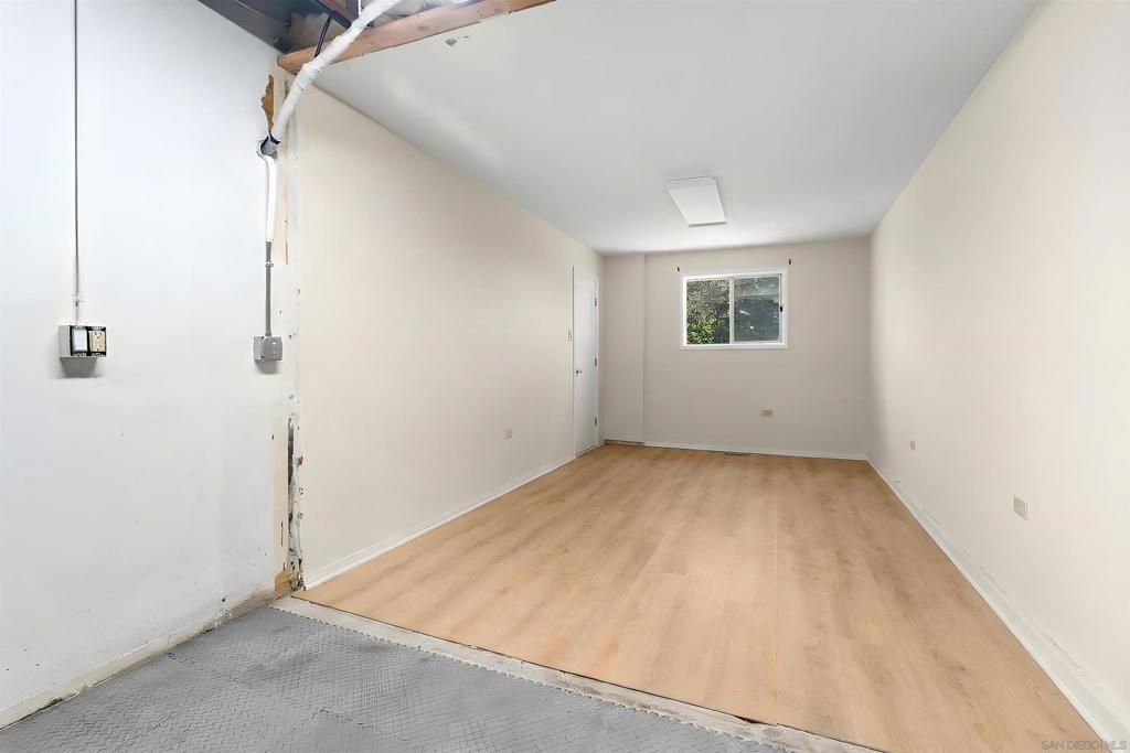 772 Cardiff St Property Photo 21