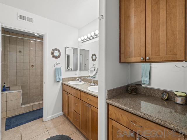 1840 S Tremont A Property Photo 20