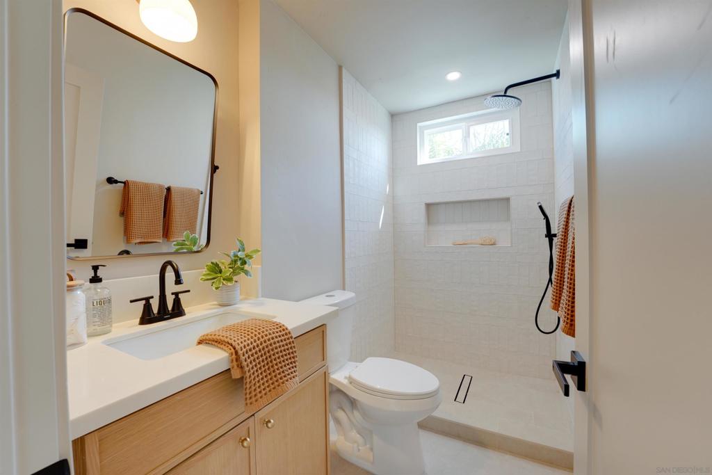 4208 Park Dr Property Photo 34