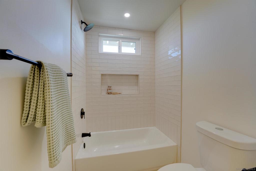 4208 Park Dr Property Photo 42