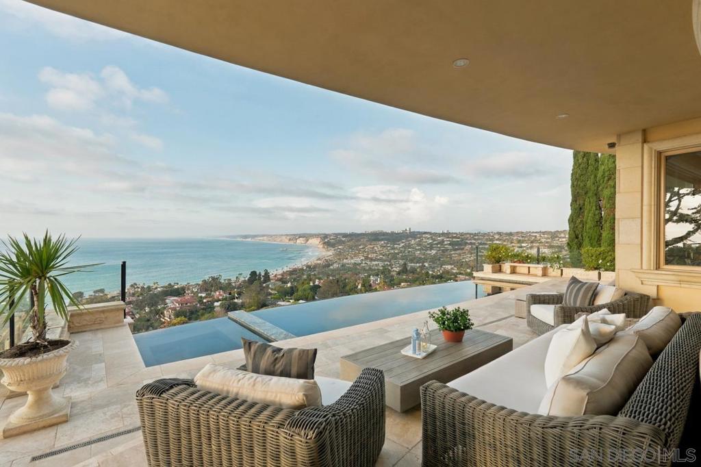 1718 Valdes Property Photo 1