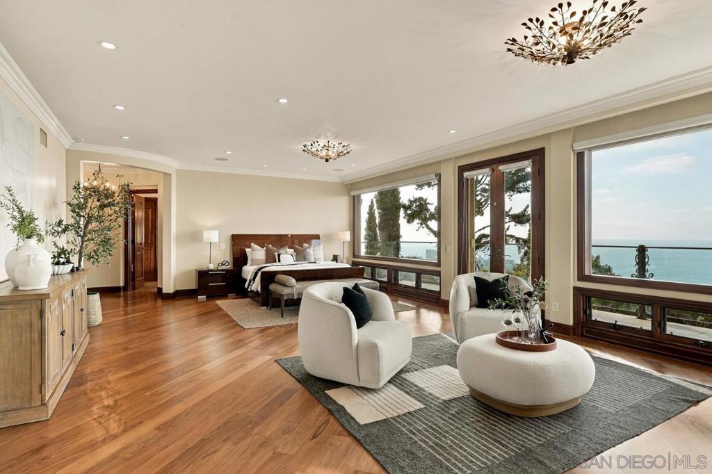 1718 Valdes Property Photo 3