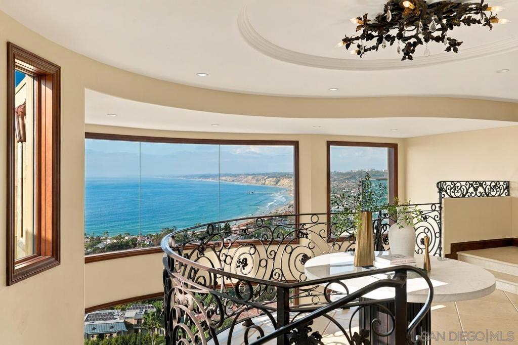 1718 Valdes Property Photo 4
