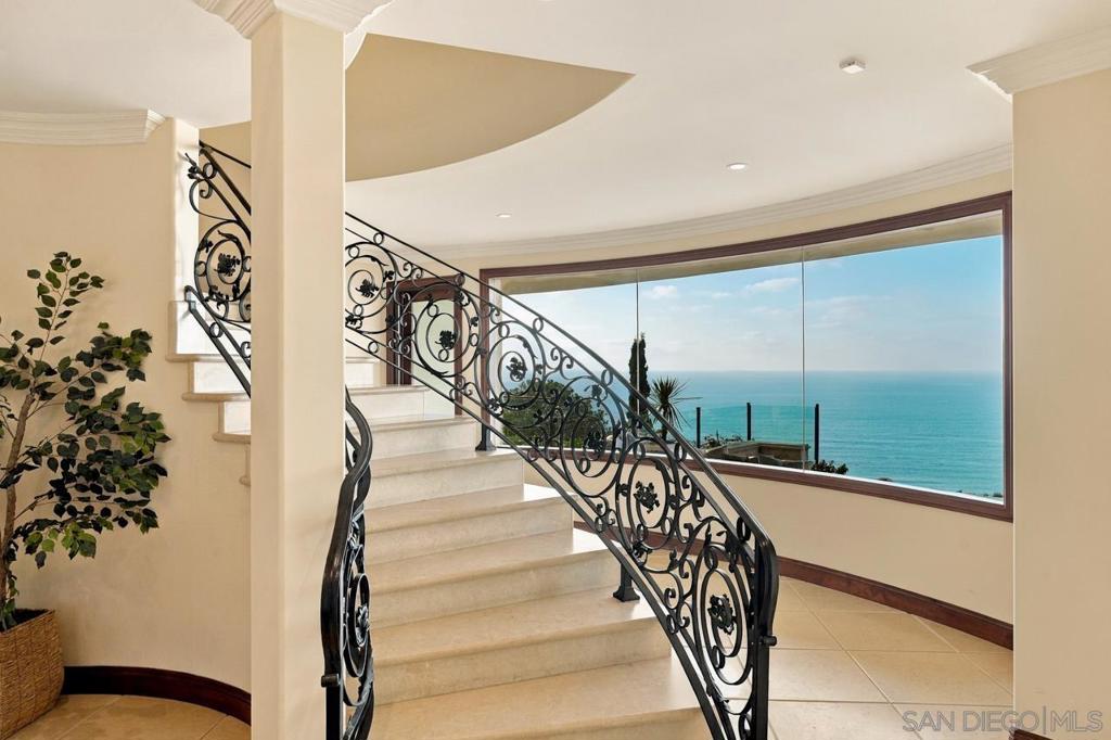 1718 Valdes Property Photo 6