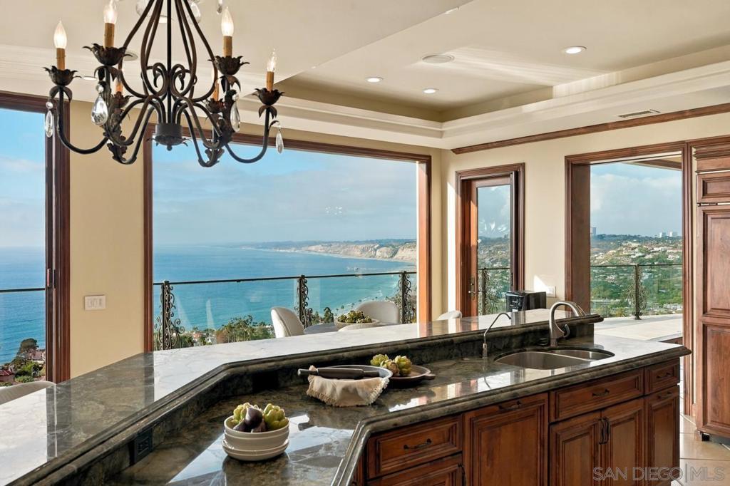 1718 Valdes Property Photo 11