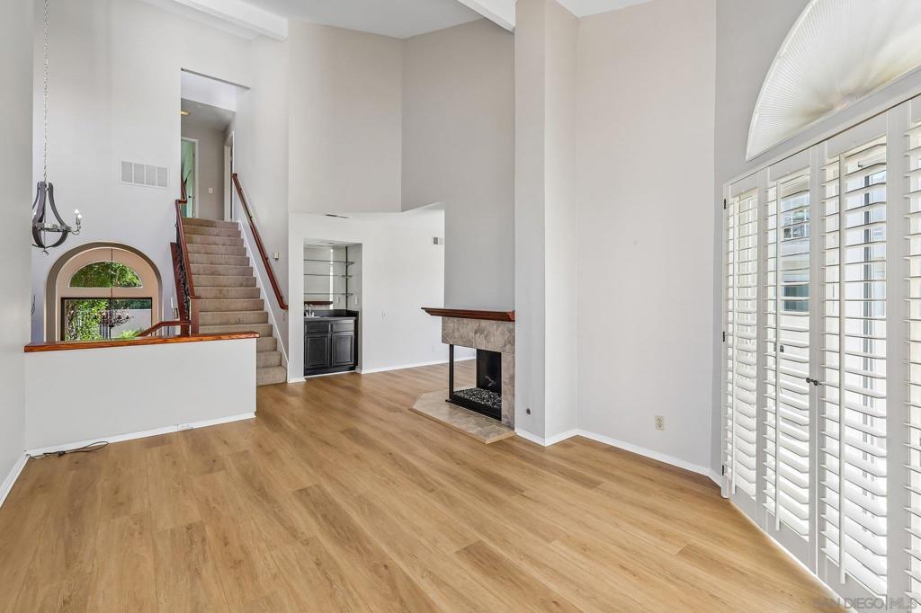 4885 Tinasa Way Property Photo 11