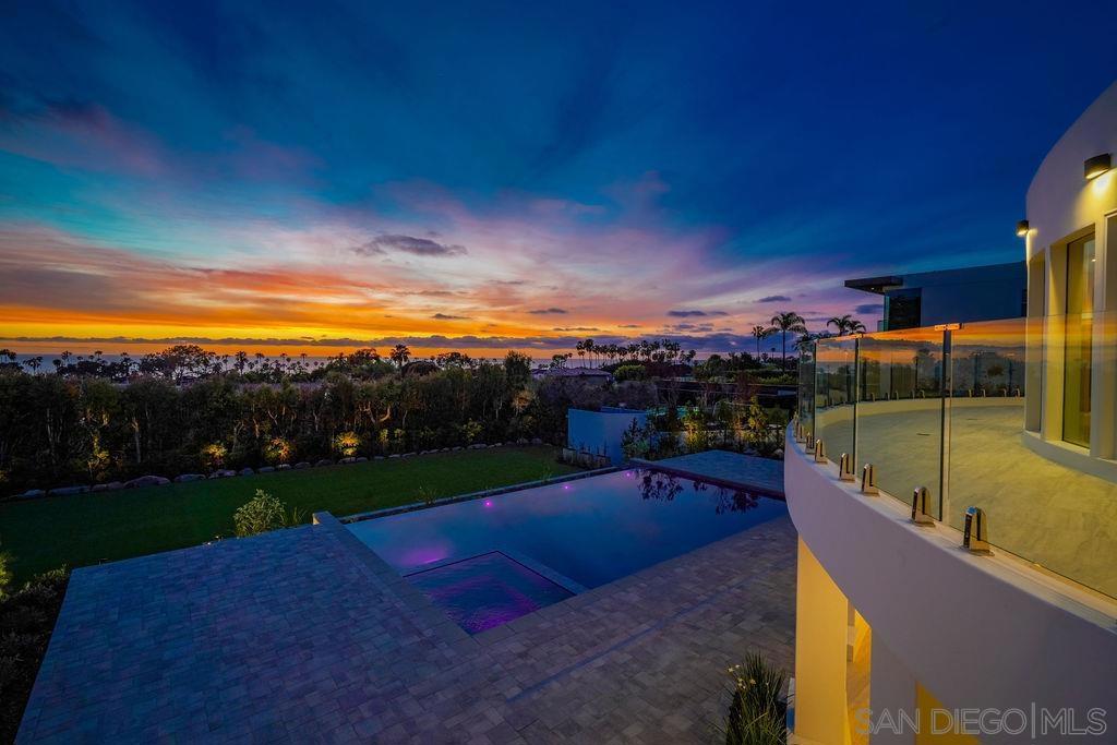 8308 Calle Del Cielo Property Photo 2