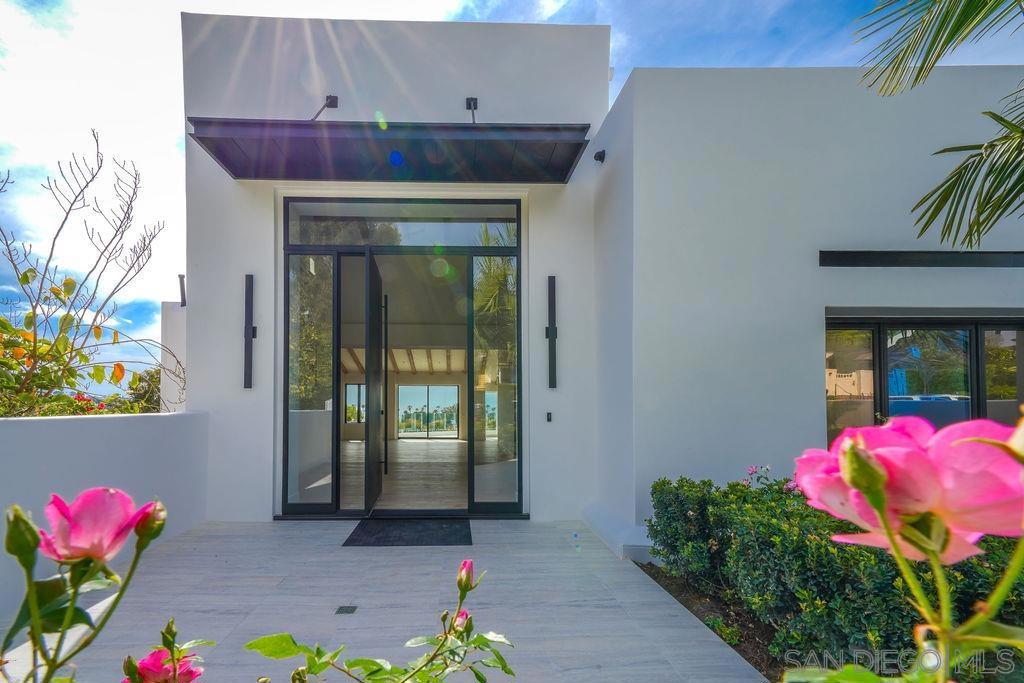 8308 Calle Del Cielo Property Photo 7