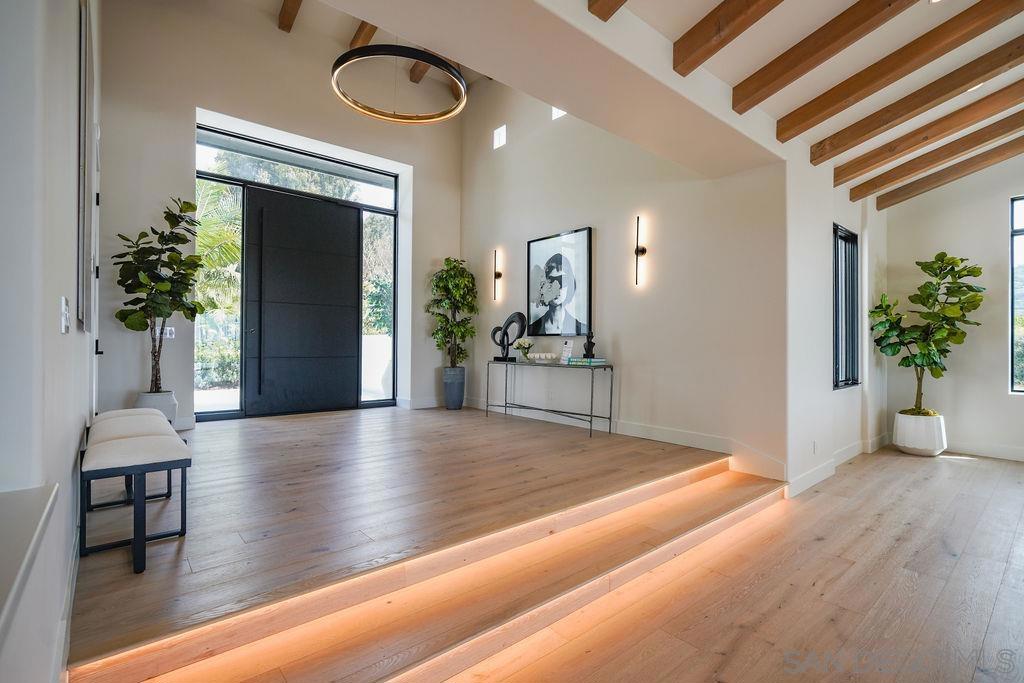 8308 Calle Del Cielo Property Photo 8