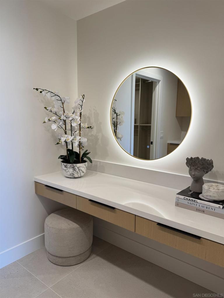 8308 Calle Del Cielo Property Photo 16