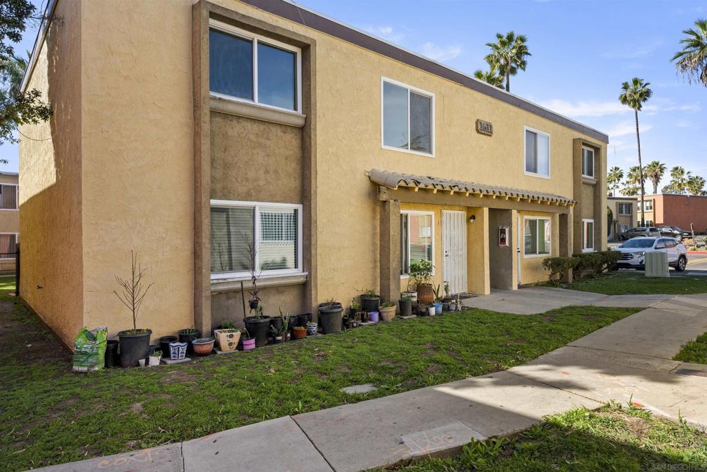 1611 Pentecost Way 3 Property Photo 2