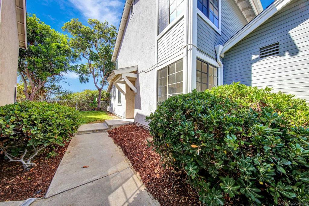 349 Windjammer Circle Property Photo 3