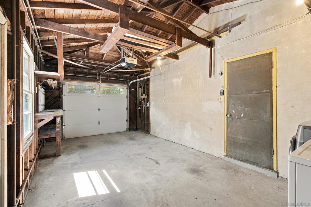 4011 Marron Property Photo 28