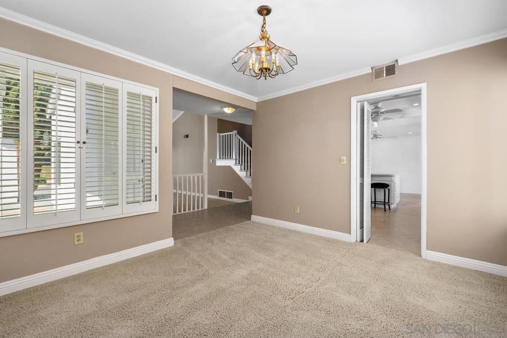 648 E J Street Property Photo 10