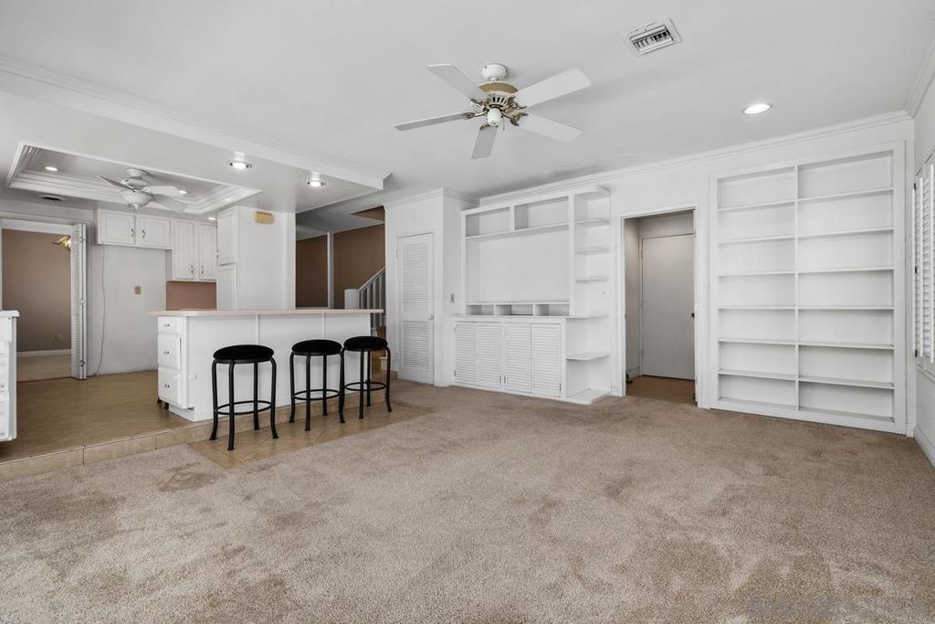 648 E J Street Property Photo 13