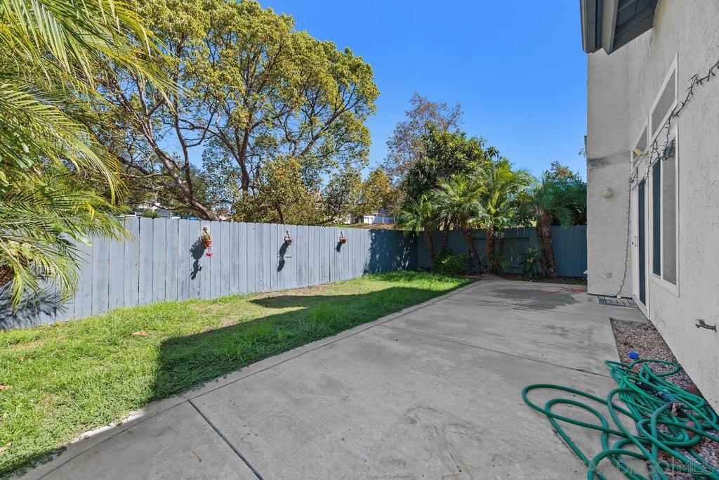 10927 Matinal Cir Property Photo 4