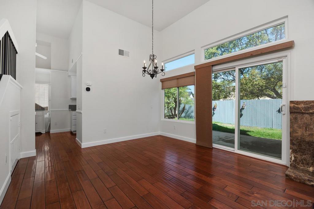 10927 Matinal Cir Property Photo 13