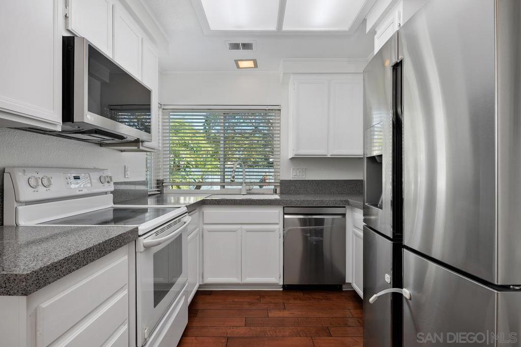 10927 Matinal Cir Property Photo 15